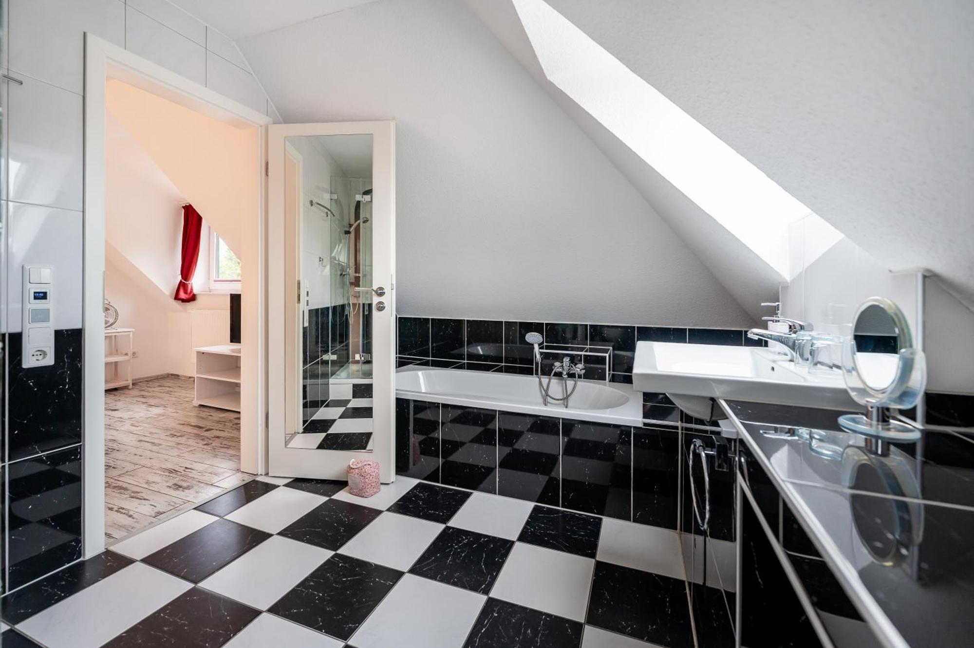 Oma'S Kueche & Quartier Hotel Binz Luaran gambar